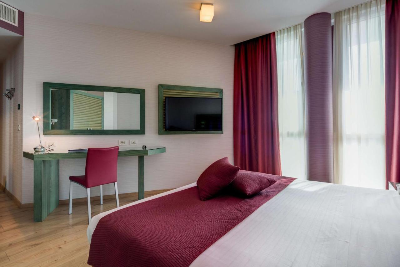 Best Western Ivrea Crystal Palace Banchette D'Ivrea Exterior foto
